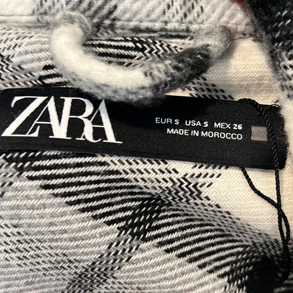 Shacket - Picture 2 of 2